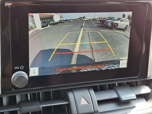 Used 2024 Toyota RAV4 LE AWD/4WD image 21
