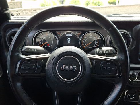 Used 2022 Jeep Wrangler Unlimited Sport AWD/4WD image 19