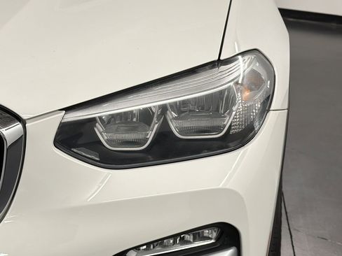 Used 2019 BMW X3 xDrive30i w/ Driving Assistance Package AWD/4WD image 18