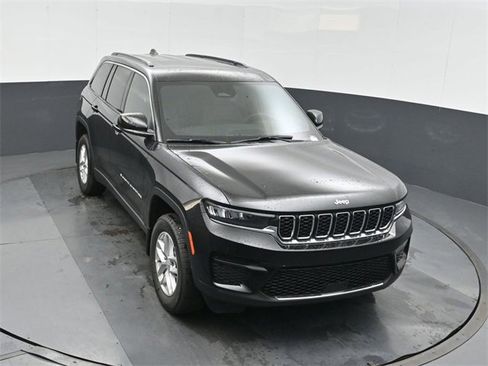 New 2025 Jeep Grand Cherokee Laredo X w/ Luxury Tech Group I image 35