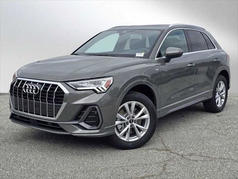 Certified 2025 Audi Q3 2.0T Premium Plus w/ Premium Plus Package image 3