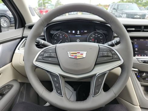 New 2025 Cadillac XT5 Premium Luxury w/ Technology Package image 18