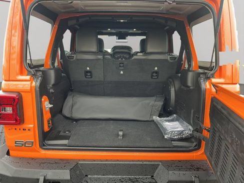 New 2025 Jeep Wrangler Unlimited Sahara w/ Safety Group AWD/4WD image 37