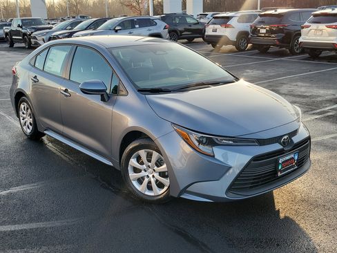 New 2026 Toyota Corolla LE image 2