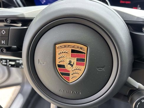 New 2026 Porsche Macan 4 Electric AWD/4WD image 30