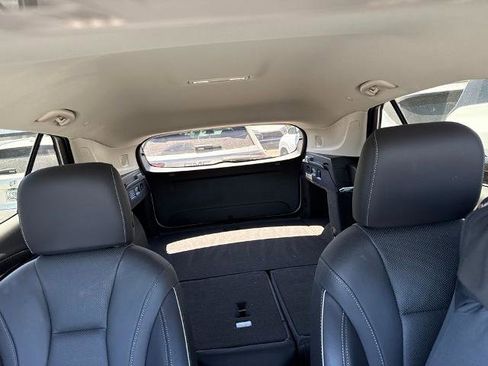 Used 2023 Buick Envision Essence AWD/4WD image 9