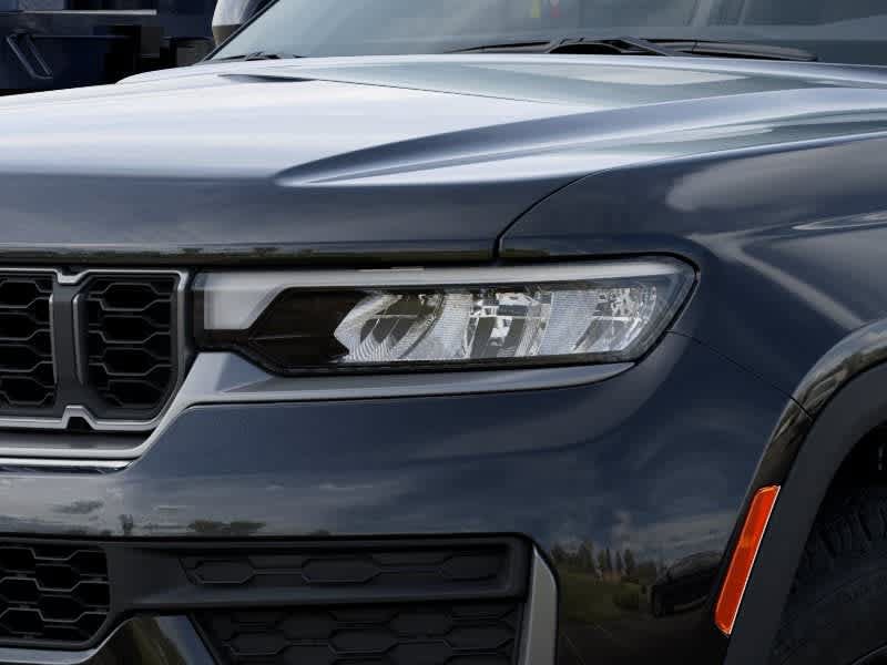 New 2026 Jeep Grand Cherokee Altitude AWD/4WD image 6