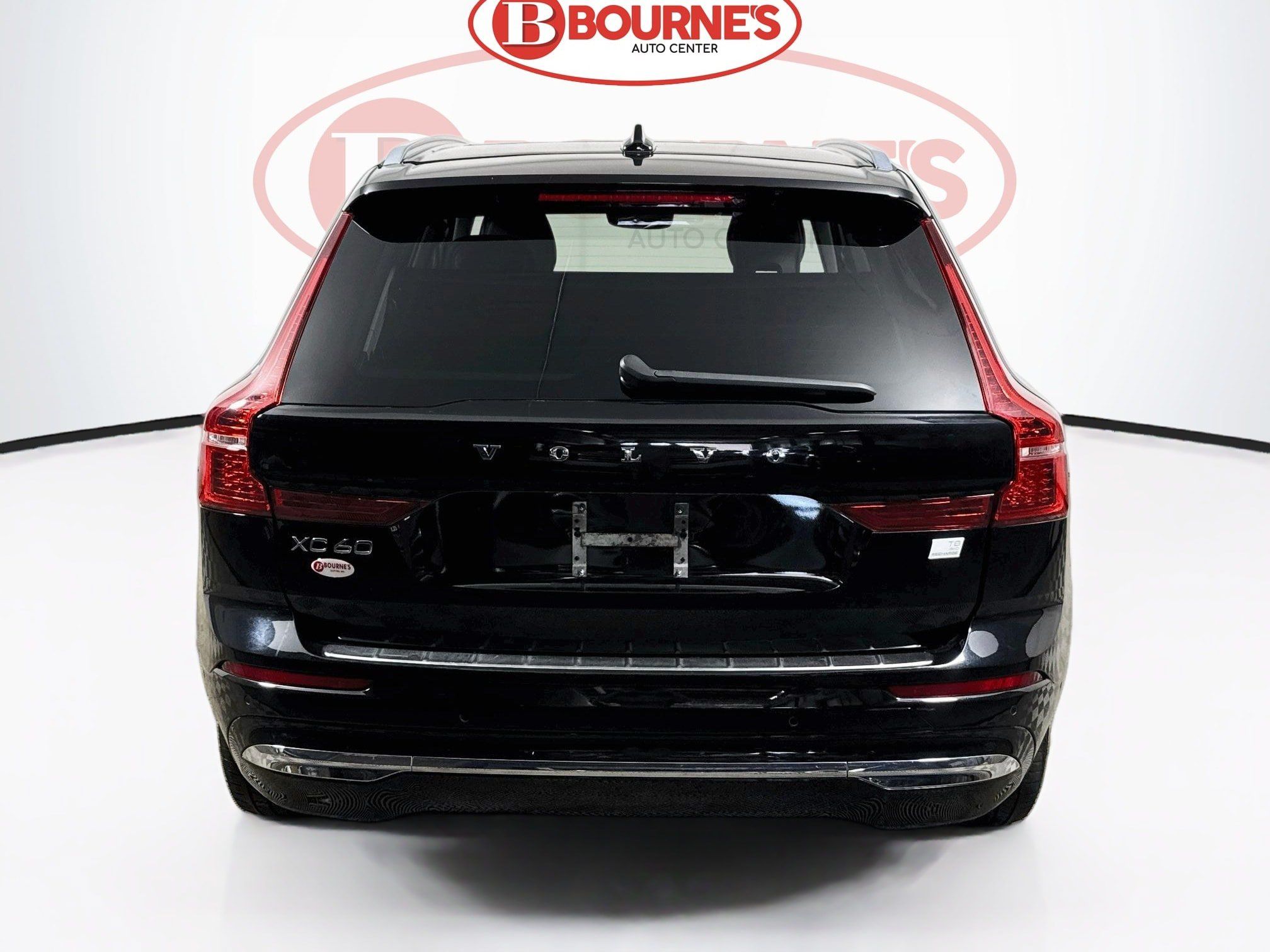 Used 2022 Volvo XC60 T8 Inscription w/ Advanced Package AWD/4WD image 11