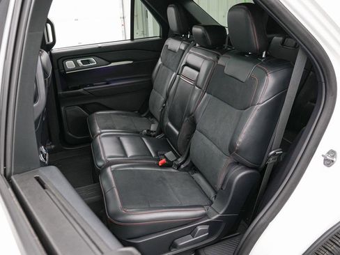 Certified 2025 Ford Explorer ST image 21