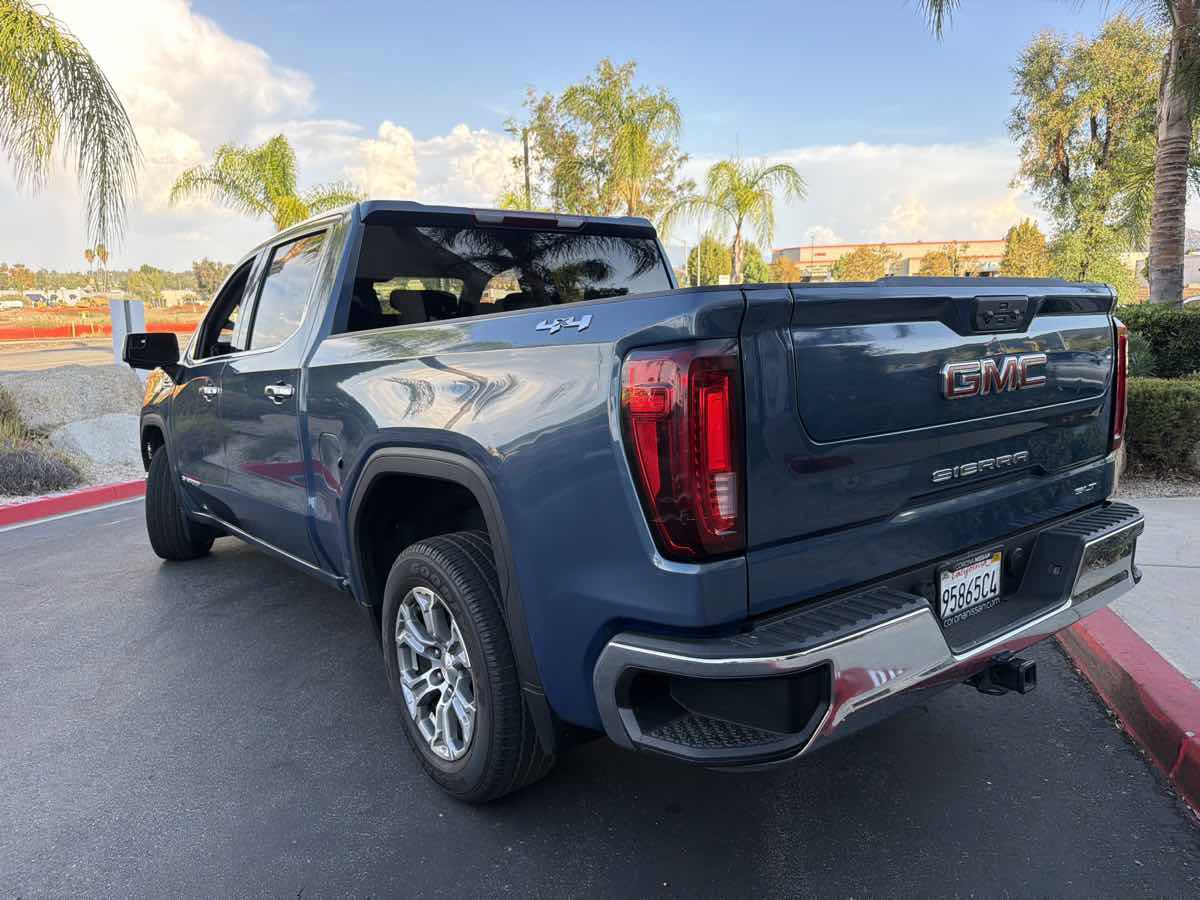 Used 2024 GMC Sierra 1500 SLT AWD/4WD image 13