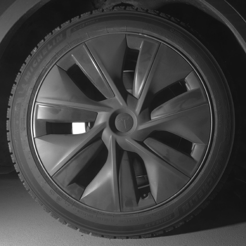 Used 2024 Tesla Model Y Long Range AWD/4WD image 12