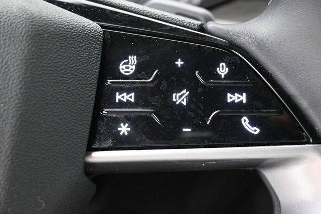 Used 2025 Audi Q5 Premium w/ Convenience Package AWD/4WD image 17