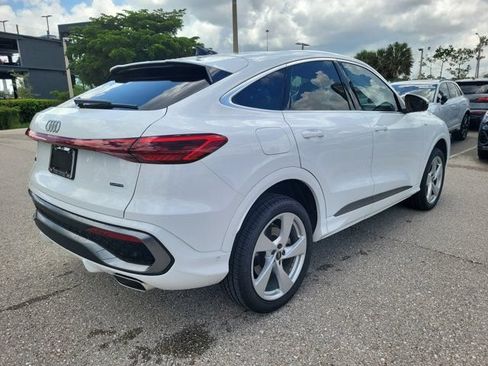 Certified 2025 Audi Q5 Premium Plus w/ Premium Plus AWD/4WD image 7