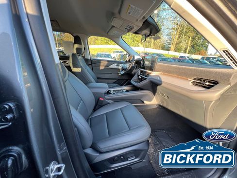New 2026 Ford Explorer Active w/ Active Comfort Package AWD/4WD image 16