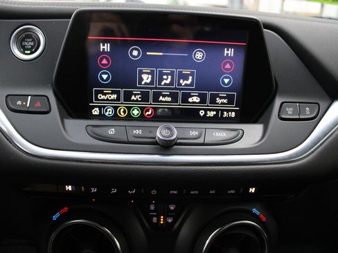 Used 2021 Chevrolet Blazer LT image 22