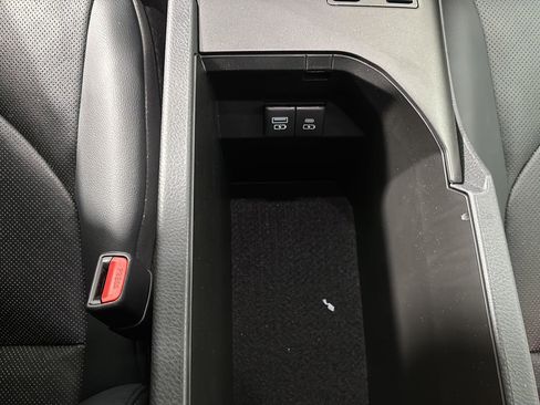 Used 2024 Toyota Camry XLE w/ Navigation Package FWD image 34