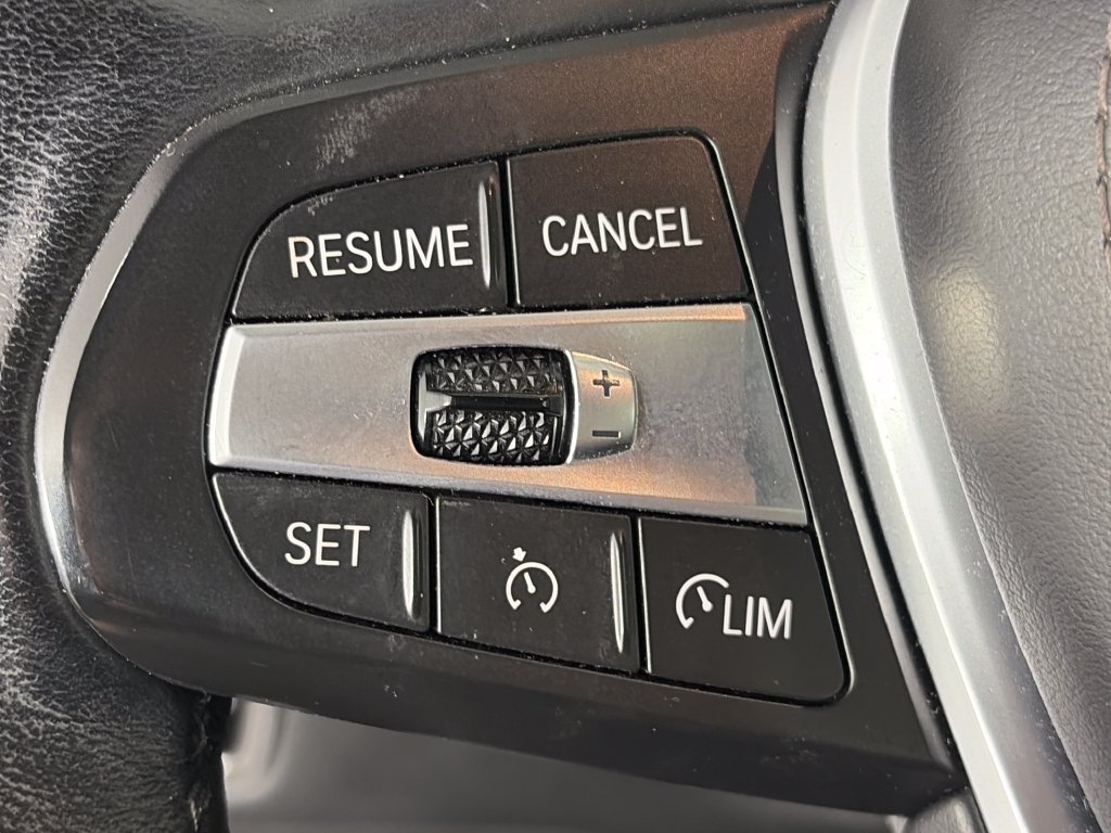 Used 2023 BMW X5 xDrive40i AWD/4WD image 17