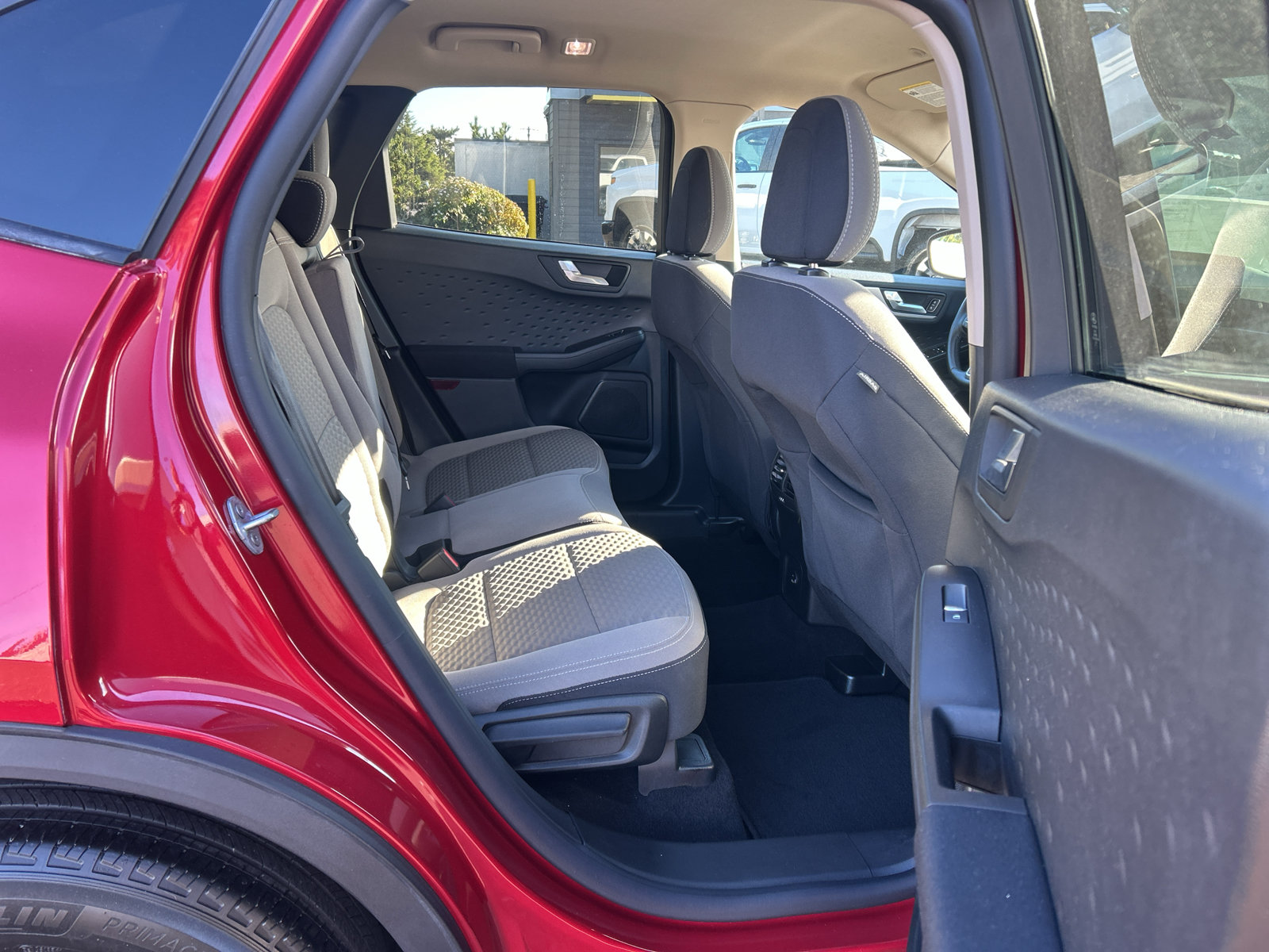 Used 2020 Ford Escape SE Sport FWD image 26