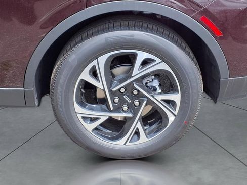 New 2025 Lincoln Nautilus Premier w/ Equipment Group 102A image 12