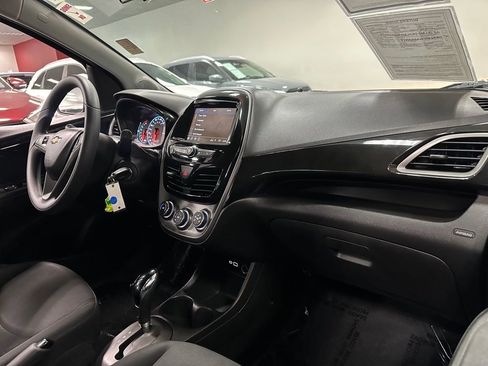 Used 2021 Chevrolet Spark LT image 32