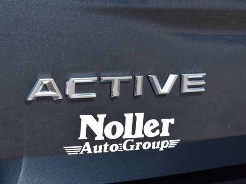 Certified 2025 Ford Expedition Active AWD/4WD image 11