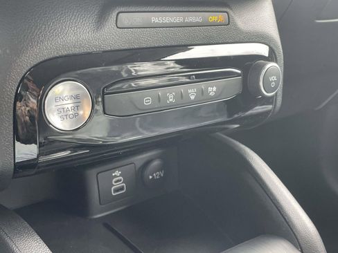 New 2026 Ford Escape SE image 13