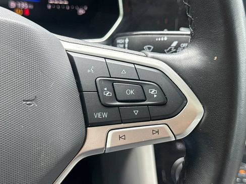 Used 2023 Volkswagen Jetta SE FWD image 28