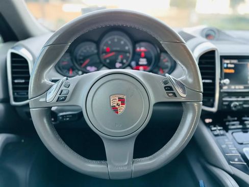 Used 2013 Porsche Cayenne AWD/4WD image 13
