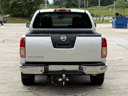 Used 2011 Nissan Frontier S RWD image 5