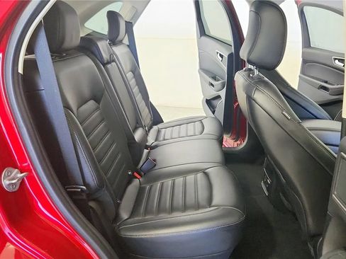 Used 2022 Ford Edge SEL w/ Convenience Package AWD/4WD image 39
