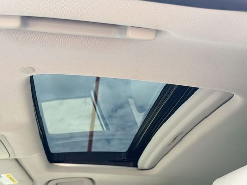 Used 2022 Honda Accord EX-L image 15