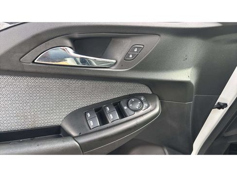 Used 2023 Chevrolet TrailBlazer LT w/ Convenience Package AWD/4WD image 20