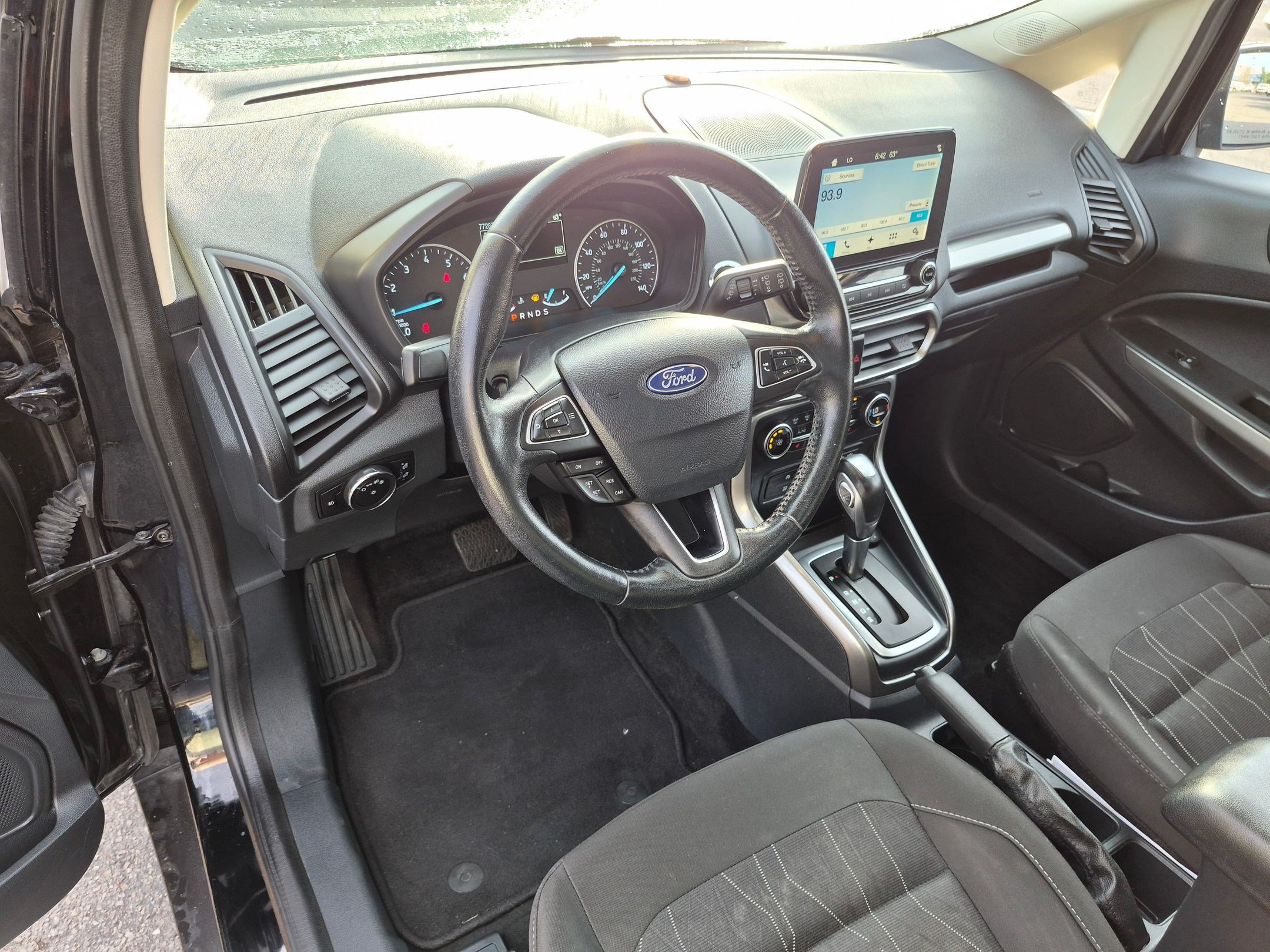 Used 2018 Ford EcoSport SE w/ SE Convenience Package FWD image 16