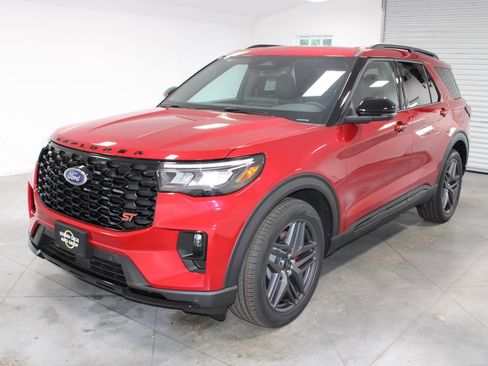 New 2026 Ford Explorer ST w/ Sun And Sound Package AWD/4WD image 3