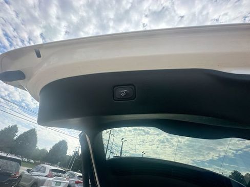 Used 2019 Ford Edge SEL AWD/4WD image 45