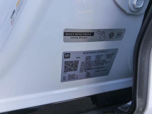 Used 2026 Buick Enclave Sport Touring w/ Power Package FWD image 32