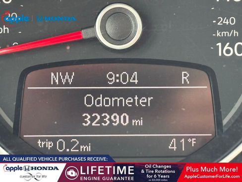 Used 2019 Volkswagen Beetle 2.0T SE image 11