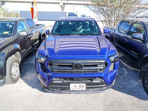 Used 2024 Toyota Tacoma SR5 image 5