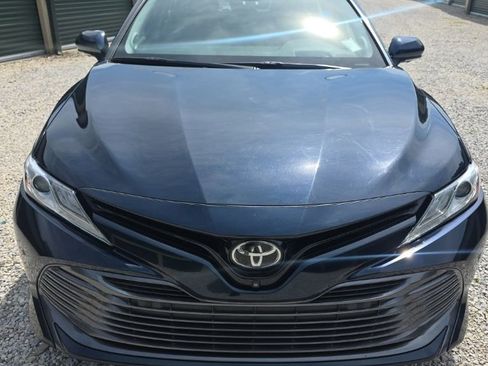 Certified 2018 Toyota Camry XLE w/ Audio Package FWD image 10