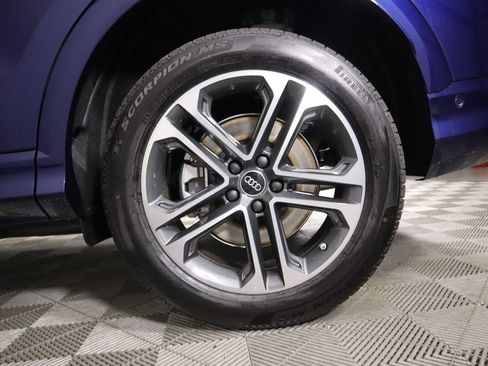 Used 2025 Audi Q5 Premium Plus w/ Premium Plus image 32