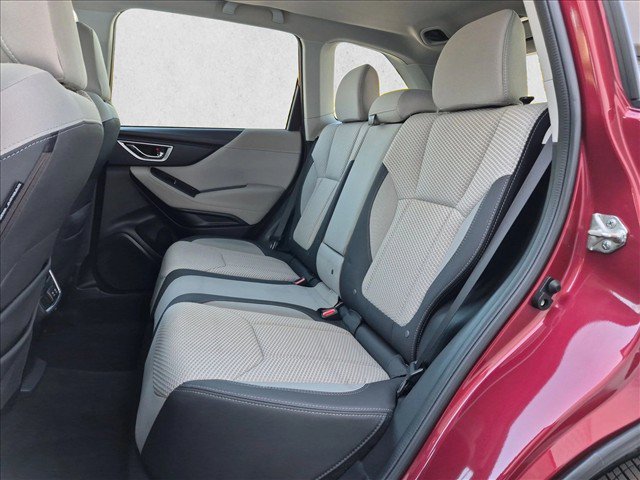 Used 2020 Subaru Forester Premium AWD/4WD image 18