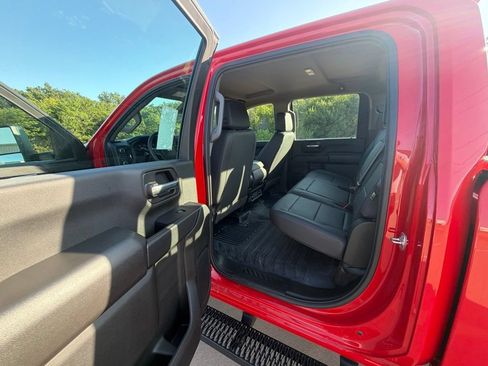 Used 2025 Chevrolet Silverado 3500 W/T AWD/4WD image 18