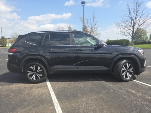 Used 2025 Volkswagen Atlas SE image 20