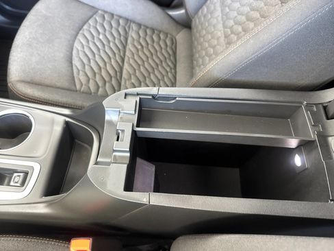 Used 2019 Chevrolet Equinox LT AWD/4WD image 23