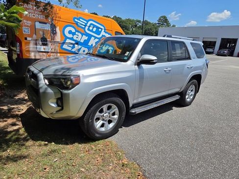 Used 2019 Toyota 4Runner SR5 Premium RWD image 14