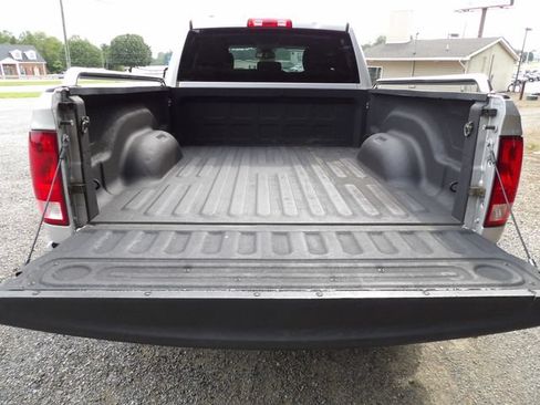 Used 2015 RAM 1500 Tradesman w/ Popular Equipment Group AWD/4WD image 9