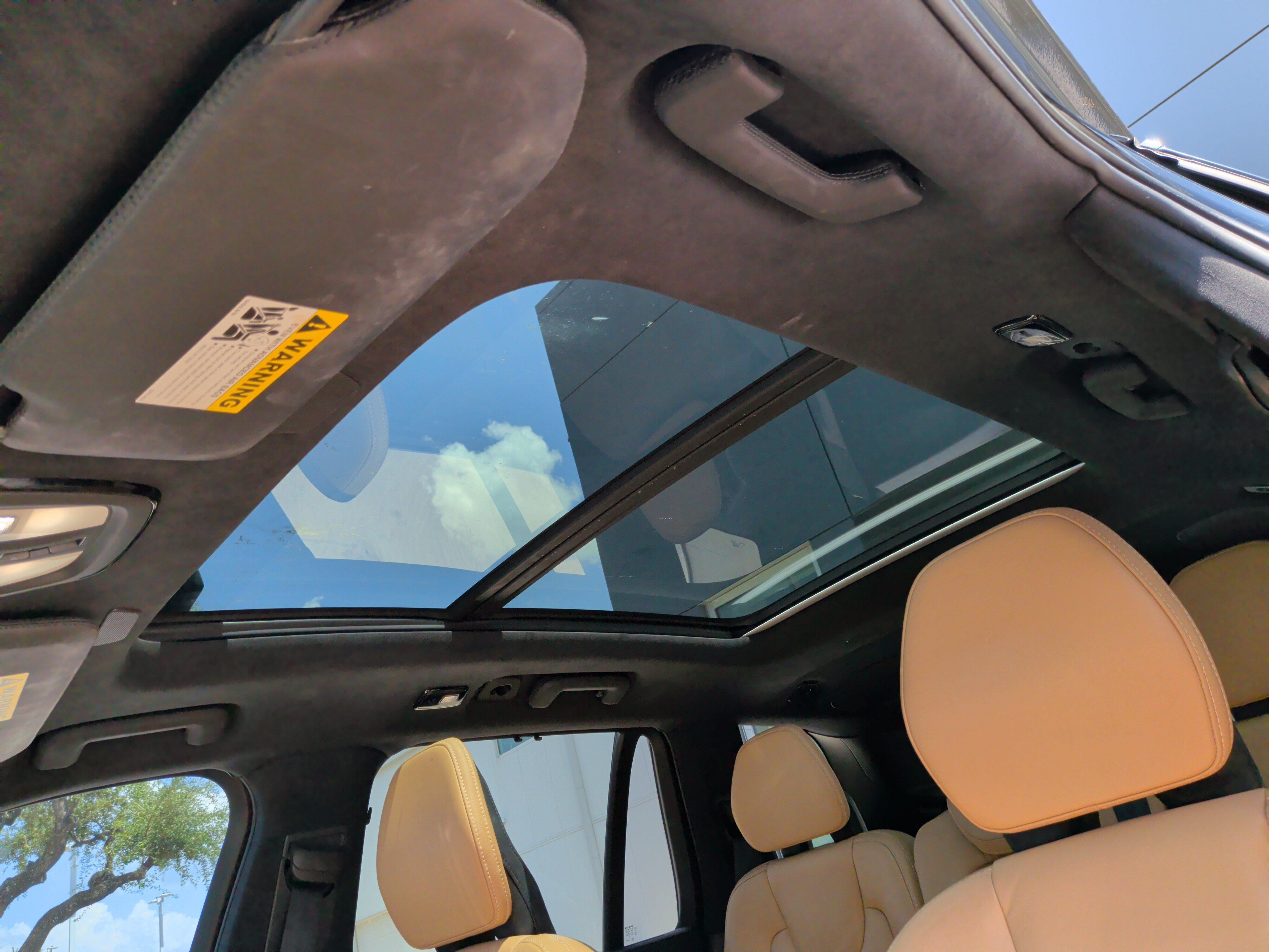 Used 2023 Volvo XC90 B6 Ultimate w/ Lounge Package AWD/4WD image 27