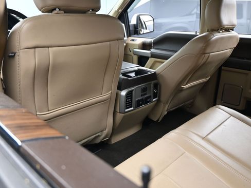 Used 2018 Ford F150 Lariat w/ Equipment Group 502A Luxury image 25