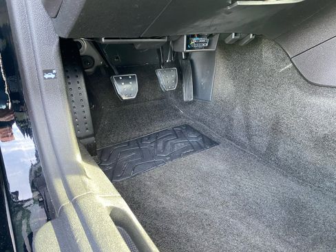 Used 2007 Pontiac Solstice Convertible w/ Premium Package image 20