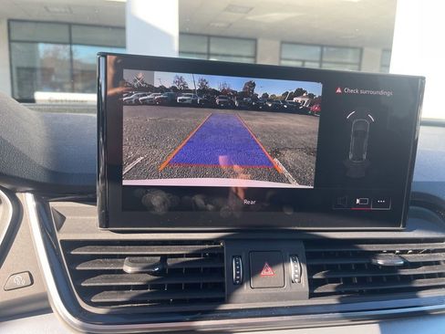 Used 2025 Audi Q5 2.0T Premium image 15